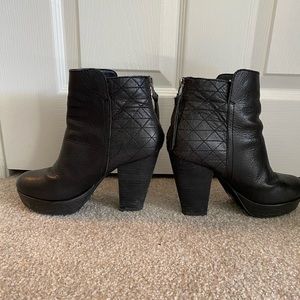 Steve Madden leather booties